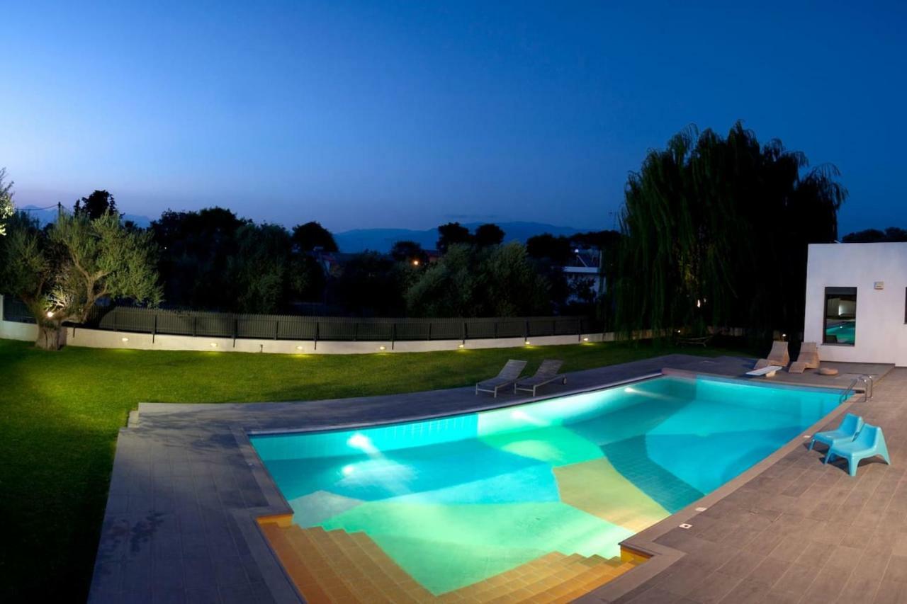 Villa Natasa Lampiri  Exterior photo