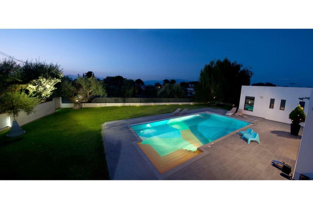 Villa Natasa Lampiri  Exterior photo